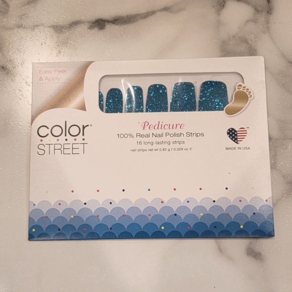 Color Street Other - 💖HOST PICK💖 Brand New - Color Street Nail Strips -  How Swede It Is